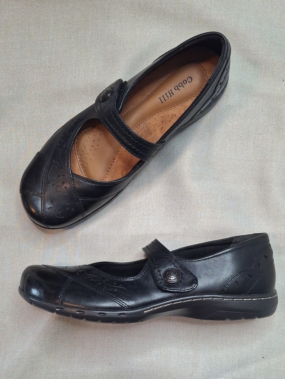 Cobb Hill Black Leather Mary Jane Flat